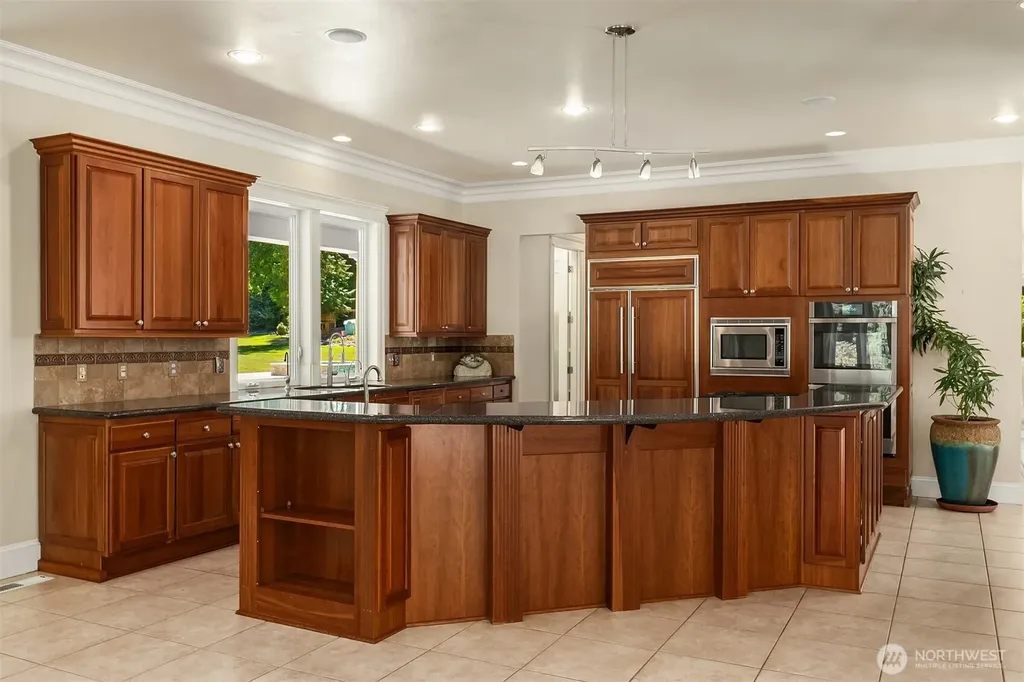 24315 149th Avenue SE Woodinville WA 98077