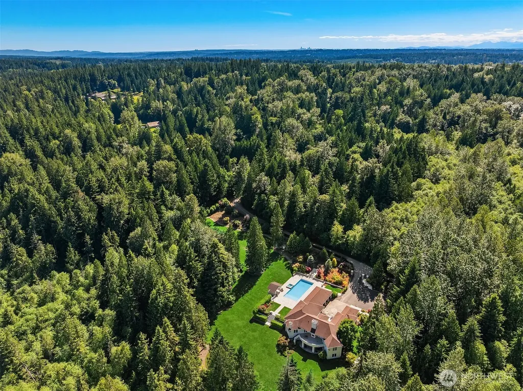24315 149th Avenue SE Woodinville WA 98077