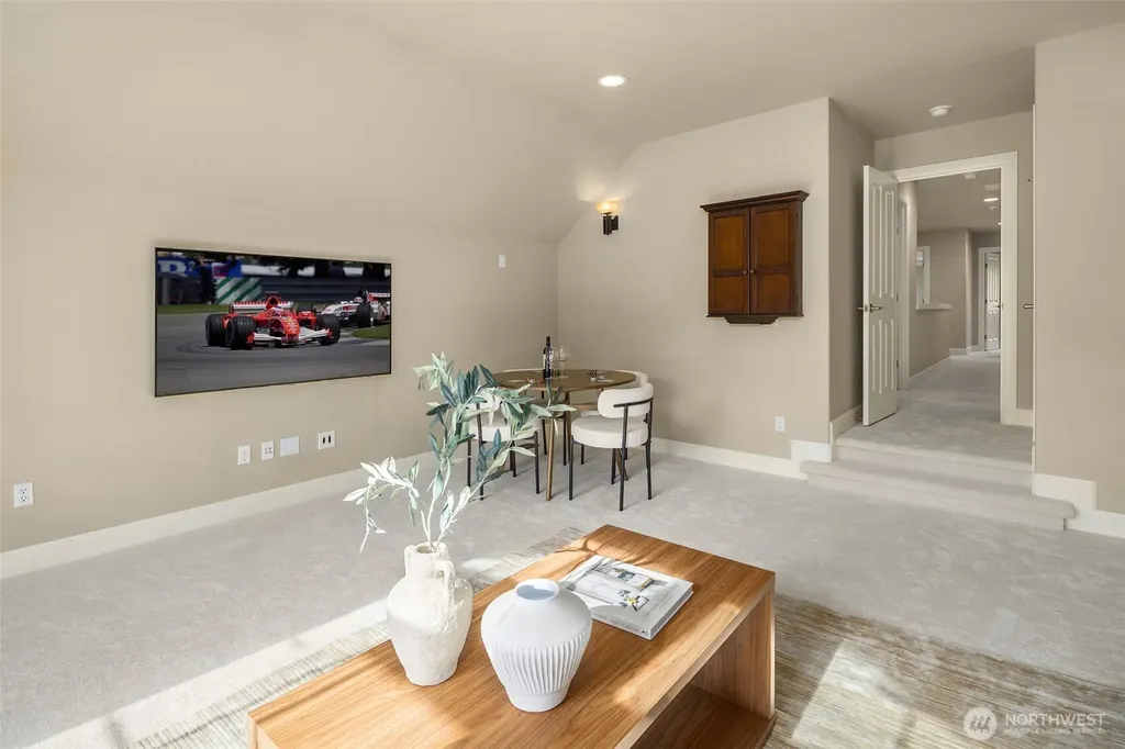27520 SE 31st Place Sammamish WA 98075