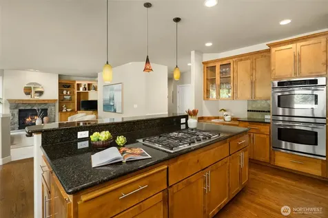 27520 SE 31st Place Sammamish WA 98075