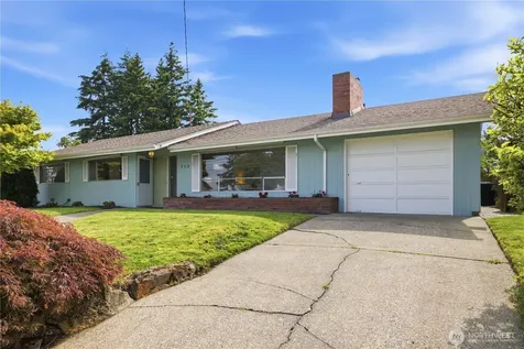 812 Alvord Avenue N Kent WA 98031