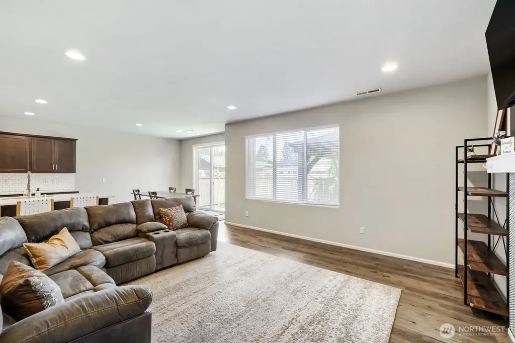 17705 Maple Street Granite Falls WA 98252