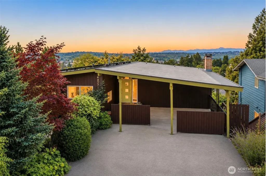 4977 19th Avenue S Seattle WA 98108