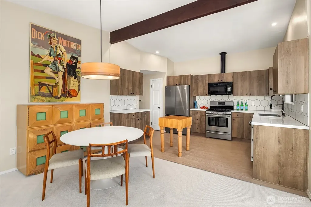 4977 19th Avenue S Seattle WA 98108