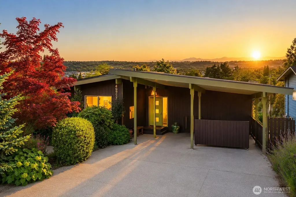 4977 19th Avenue S Seattle WA 98108