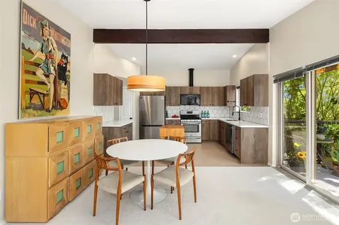 4977 19th Avenue S Seattle WA 98108