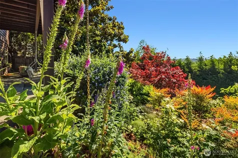 4977 19th Avenue S Seattle WA 98108