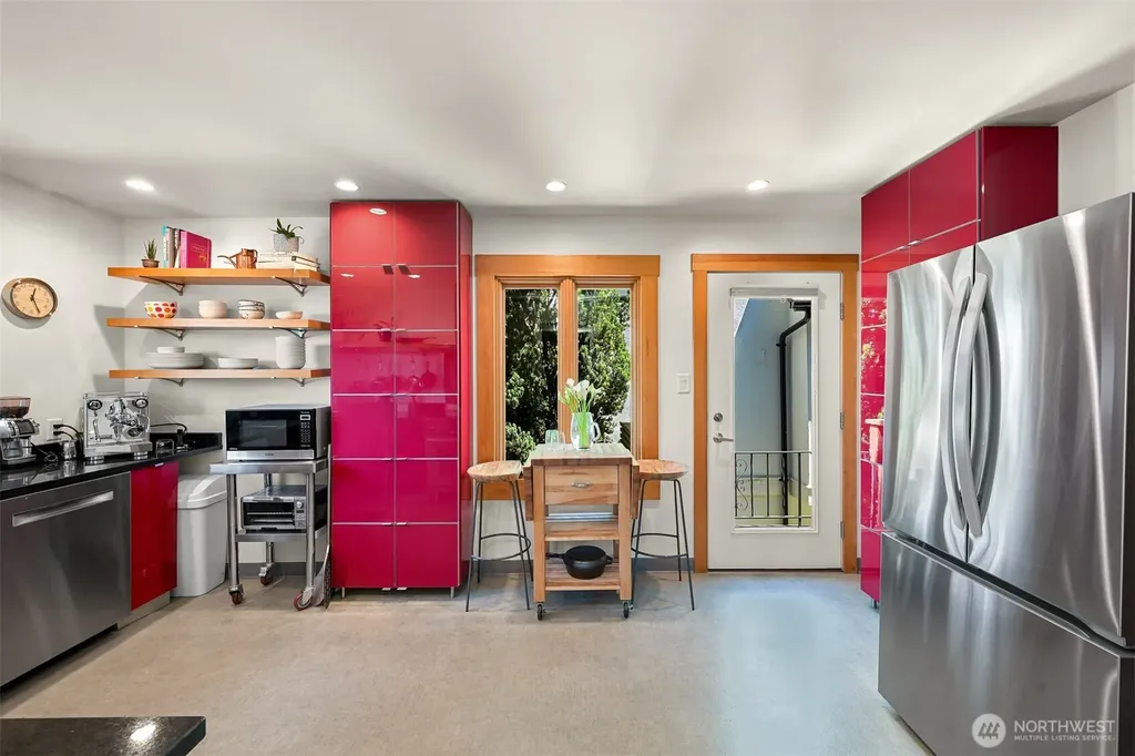 221 N Garden Bellingham WA 98225