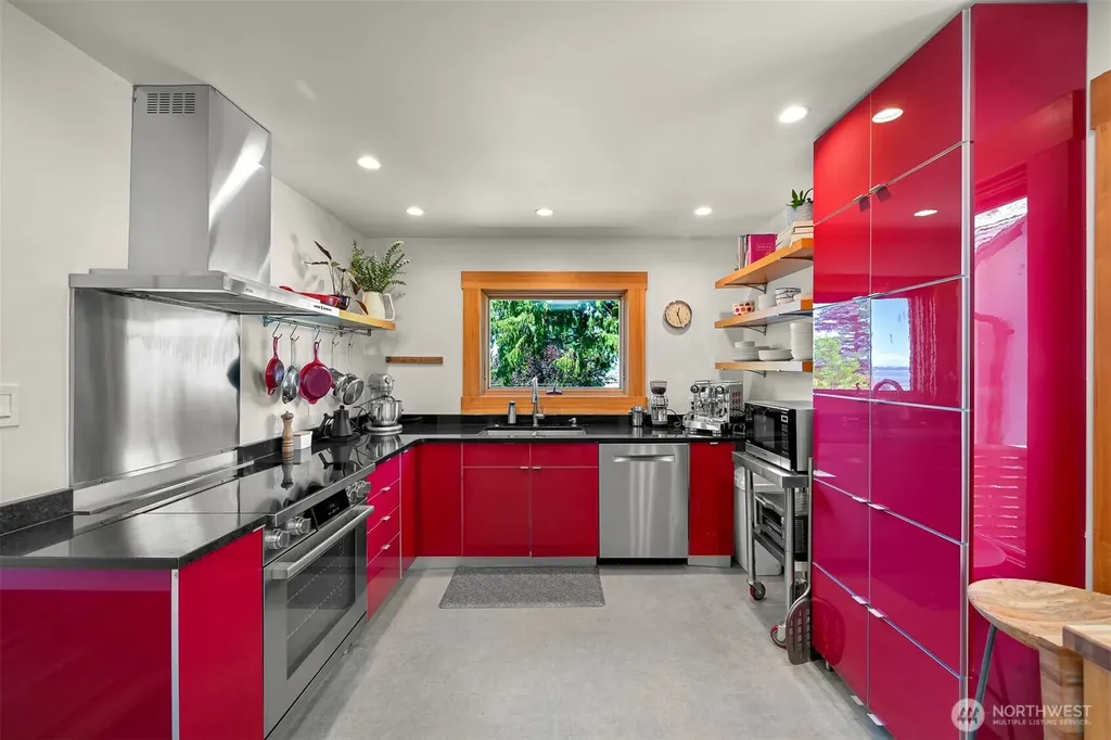 221 N Garden Bellingham WA 98225