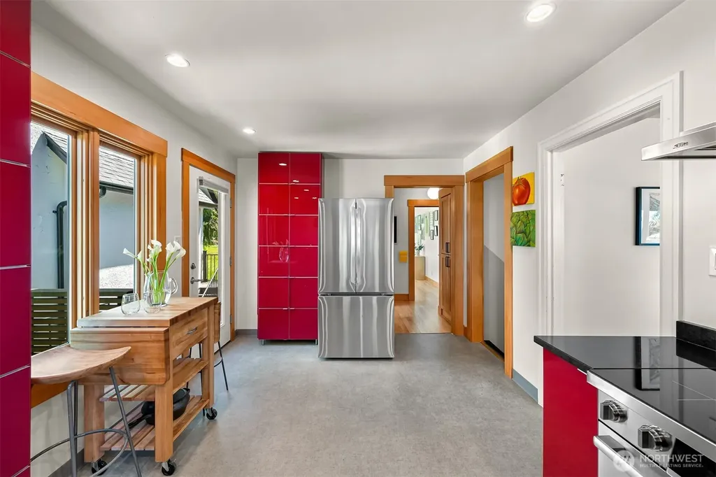 221 N Garden Bellingham WA 98225