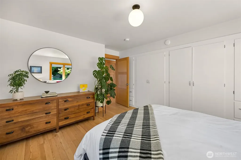 221 N Garden Bellingham WA 98225