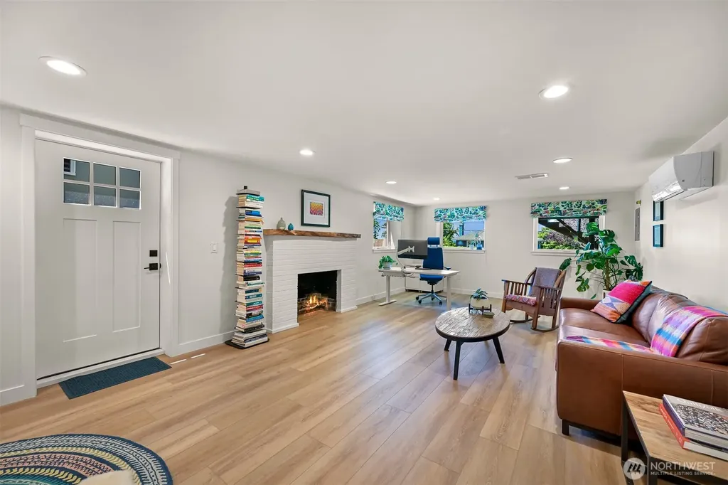 221 N Garden Bellingham WA 98225