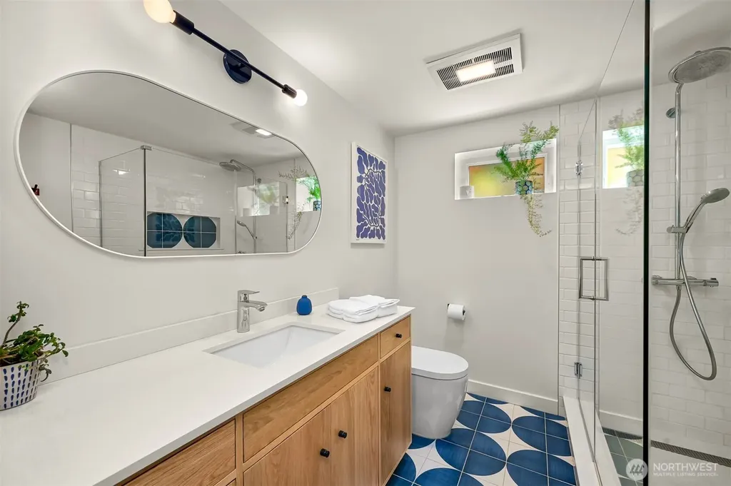221 N Garden Bellingham WA 98225