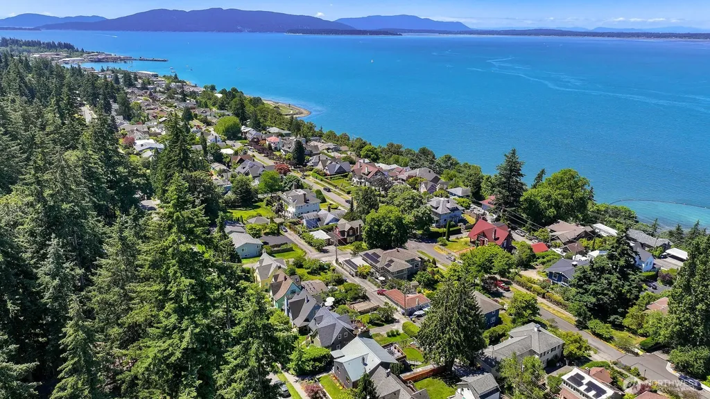 221 N Garden Bellingham WA 98225