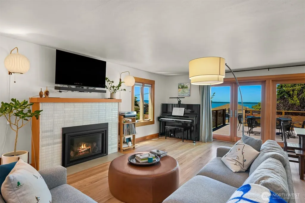 221 N Garden Bellingham WA 98225