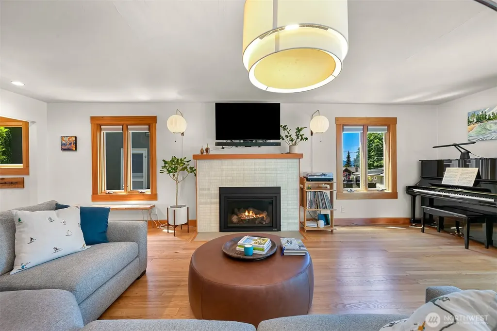 221 N Garden Bellingham WA 98225
