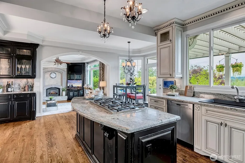 13935 209th Avenue NE Woodinville WA 98077