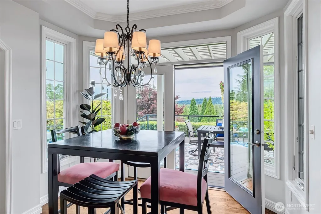 13935 209th Avenue NE Woodinville WA 98077