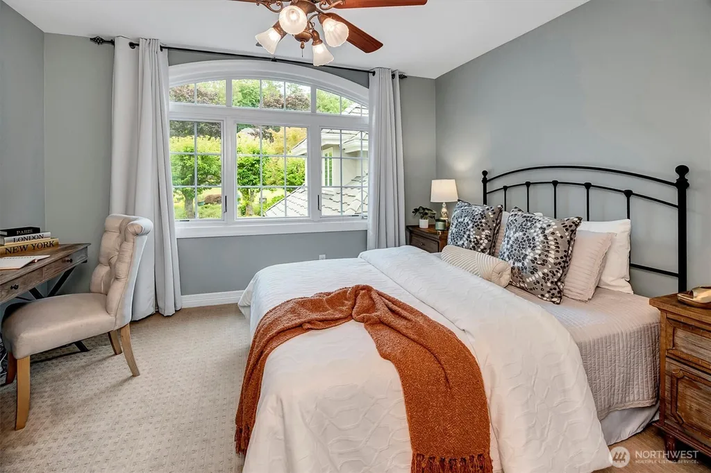 13935 209th Avenue NE Woodinville WA 98077