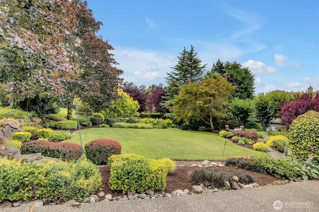 13935 209th Avenue NE Woodinville WA 98077