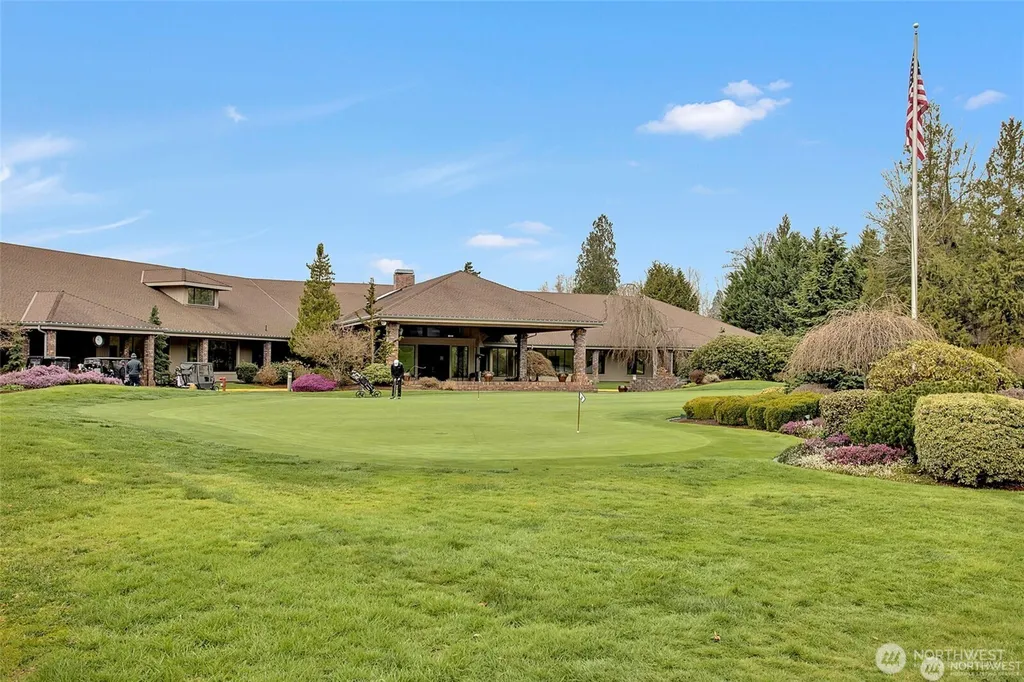 13935 209th Avenue NE Woodinville WA 98077