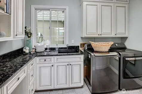 13935 209th Avenue NE Woodinville WA 98077