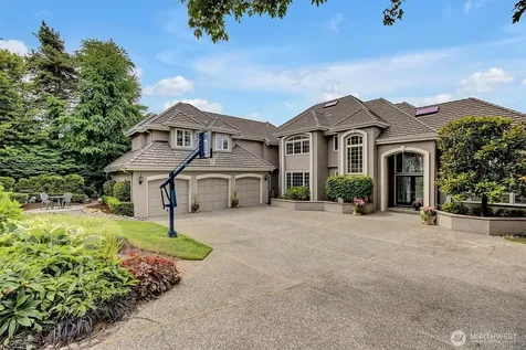 13935 209th Avenue NE Woodinville WA 98077