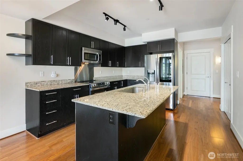 699 John Street Seattle WA 98109