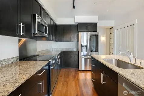 699 John Street Seattle WA 98109