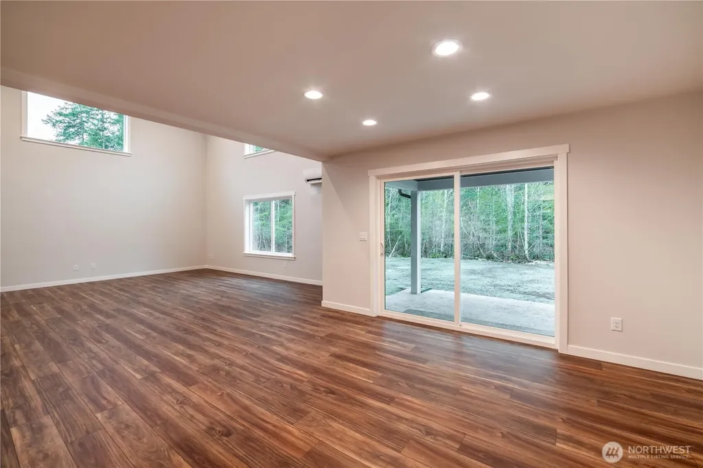 8701 Trillium Lane Concrete WA 98237