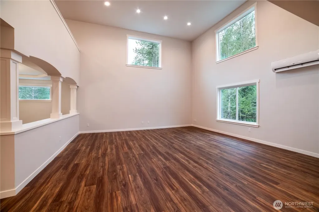 8701 Trillium Lane Concrete WA 98237