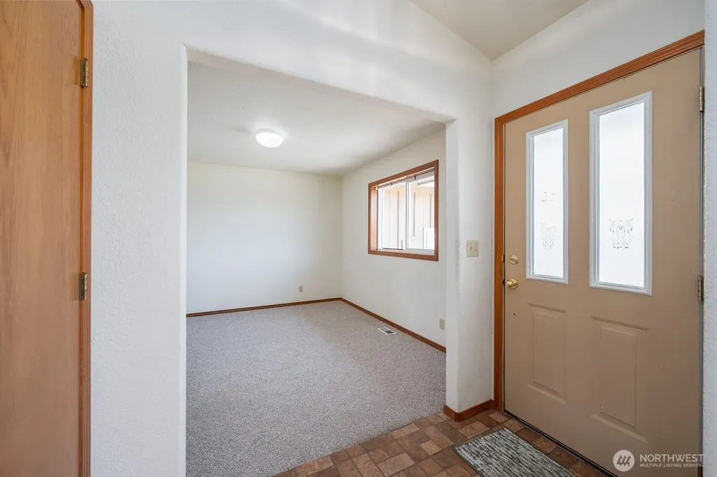 1539 S Bailey Moses Lake WA 98837