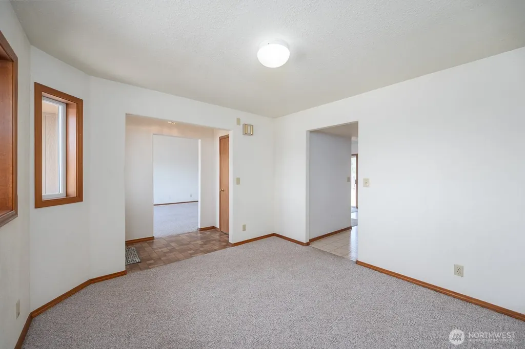 1539 S Bailey Moses Lake WA 98837