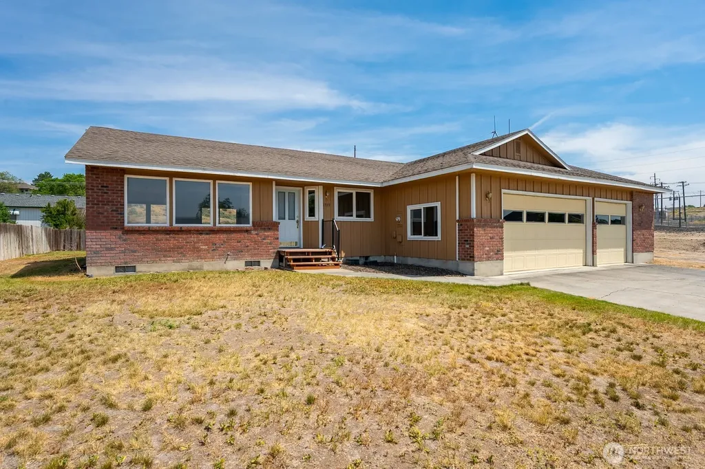 1539 S Bailey Moses Lake WA 98837