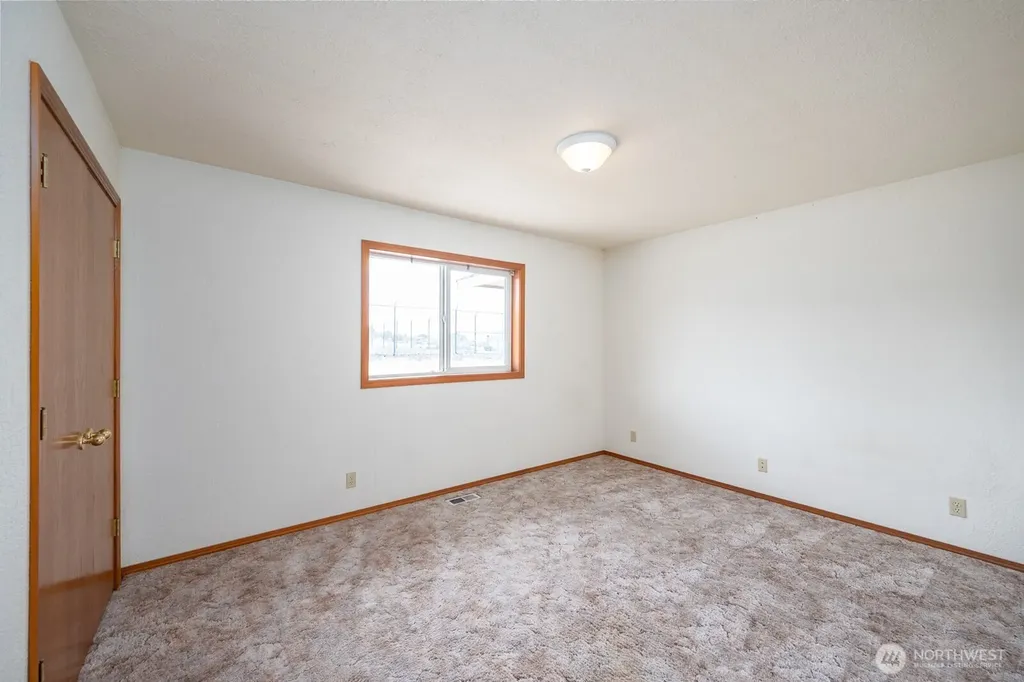 1539 S Bailey Moses Lake WA 98837