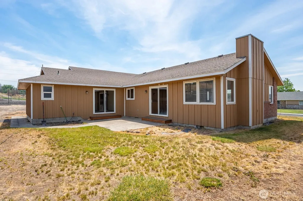 1539 S Bailey Moses Lake WA 98837