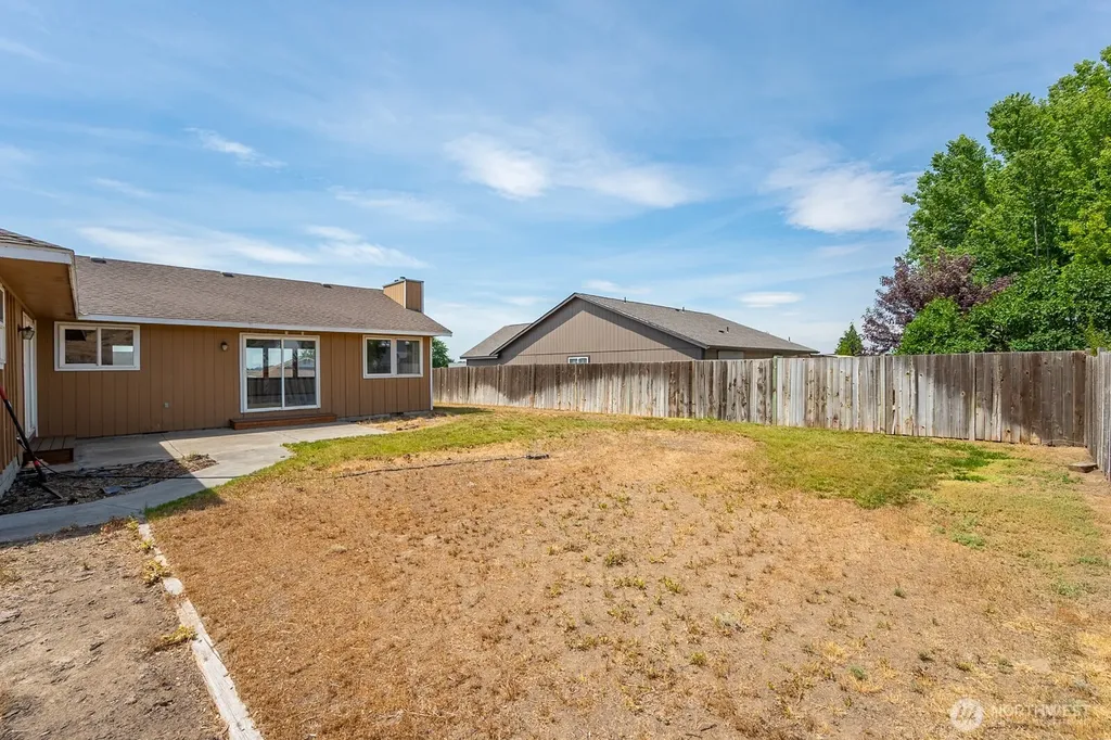 1539 S Bailey Moses Lake WA 98837