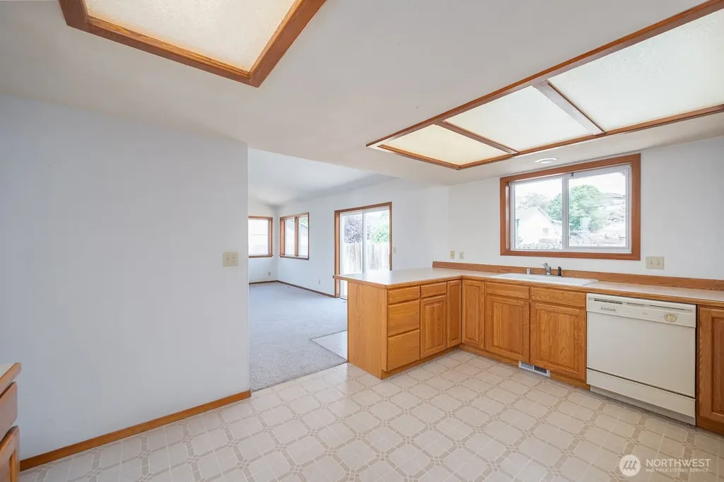 1539 S Bailey Moses Lake WA 98837
