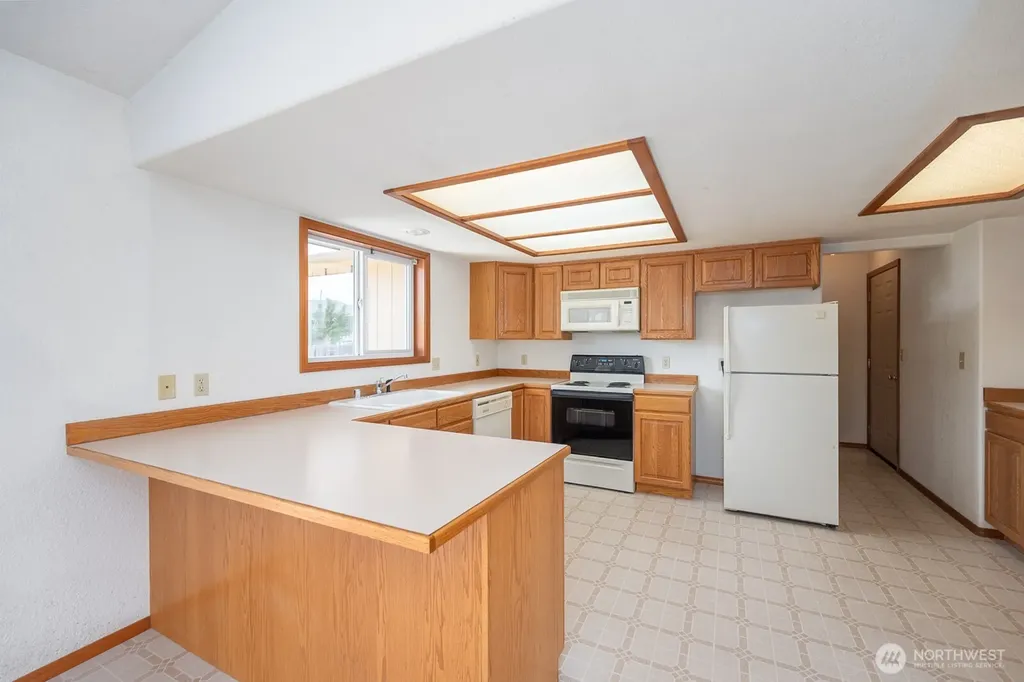 1539 S Bailey Moses Lake WA 98837