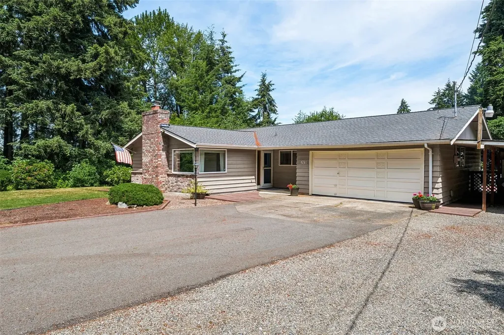 4201 7th Street SW Puyallup WA 98373