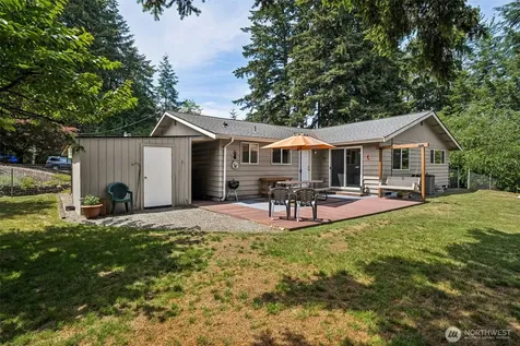 4201 7th Street SW Puyallup WA 98373
