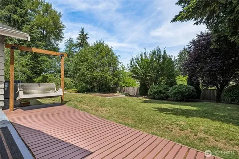 4201 7th Street SW Puyallup WA 98373