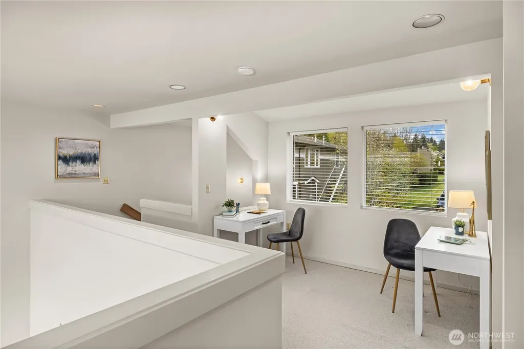 3418 W Lake Sammamish Parkway SE Bellevue WA 98008