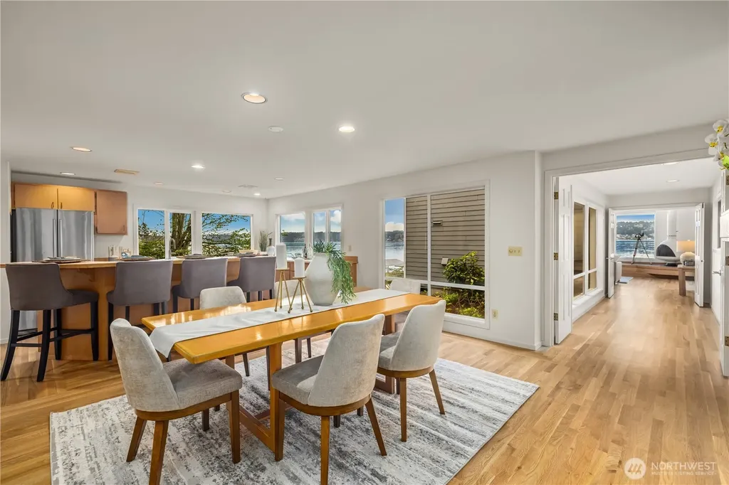 3418 W Lake Sammamish Parkway SE Bellevue WA 98008