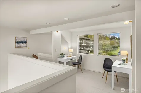 3418 W Lake Sammamish Parkway SE Bellevue WA 98008