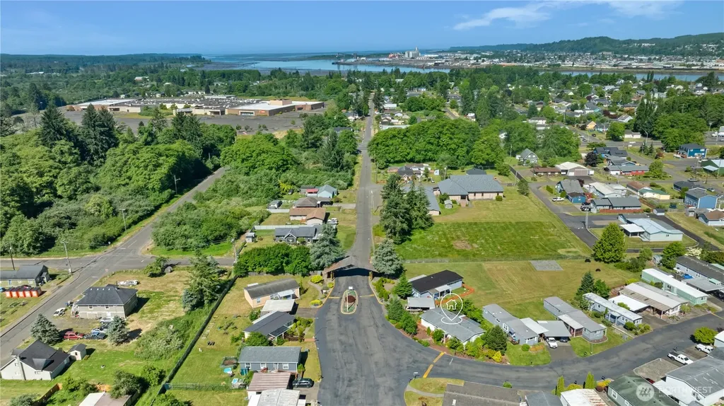 3 Meander Way Aberdeen WA 98520