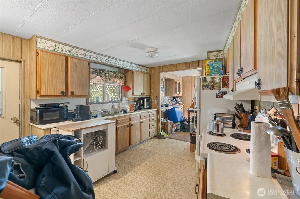 3 Meander Way Aberdeen WA 98520