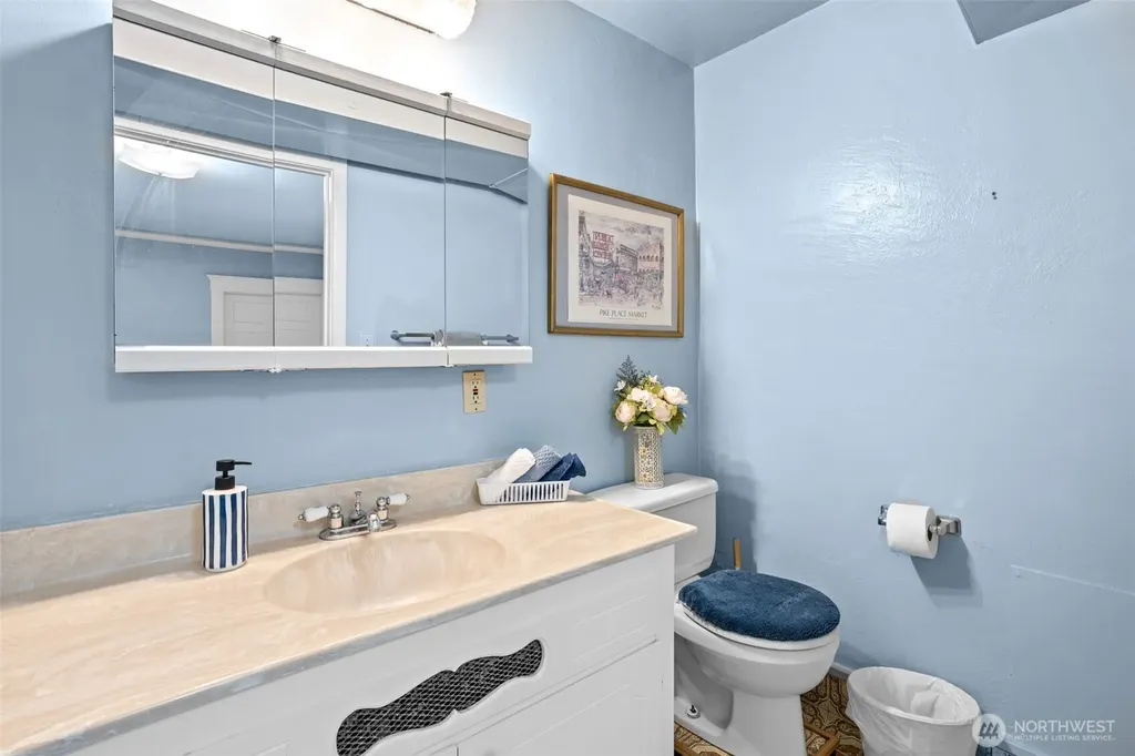 214 Bunker Creek Road Adna WA 98522