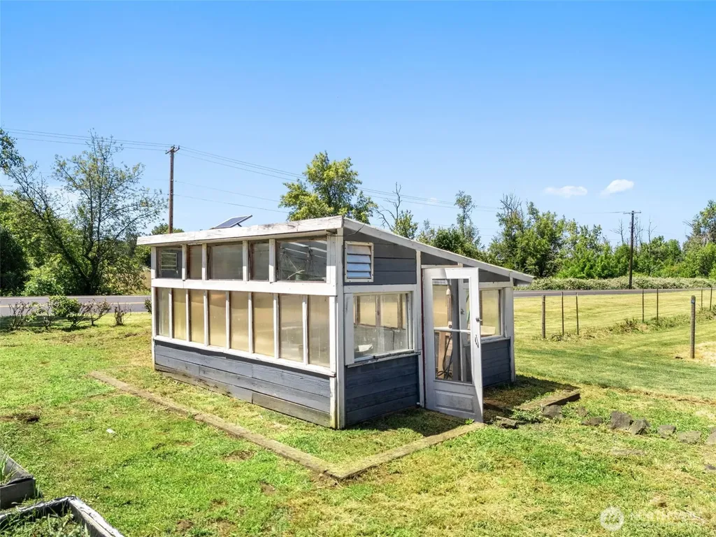 214 Bunker Creek Road Adna WA 98522