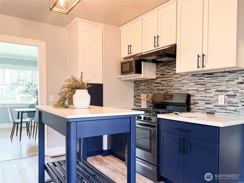 228 S 55th Street Tacoma WA 98408
